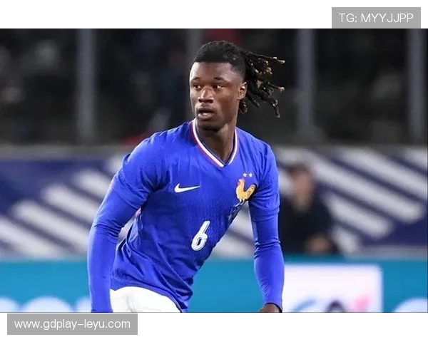 卡马文加：法国队史最年轻出场球员之一