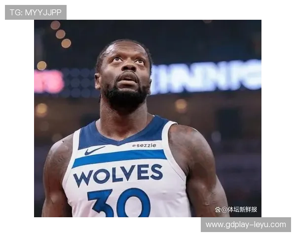 朱利叶斯·兰德尔挡拆强攻拉升得分效率明显优于季后赛对手