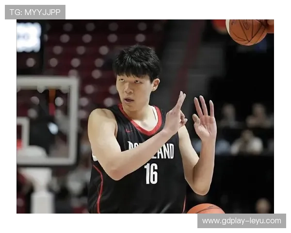 杨瀚森无球跑位为外线核心拉开空间比上季更具威胁